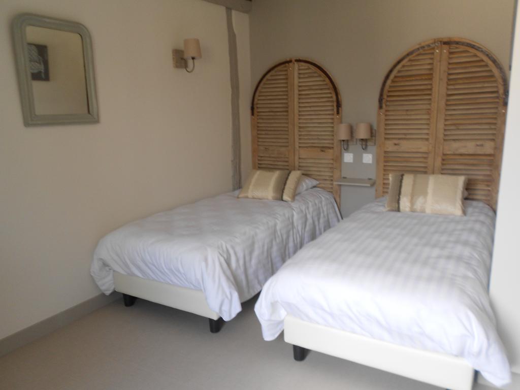 Les Tournelles - Chambres D'Hotes Saint-Mesmes Zimmer foto